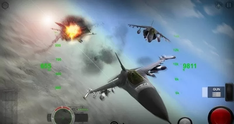 模拟空战手机游戏图0
