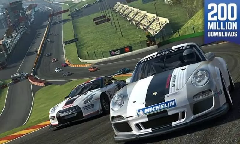 Real Racing 3下载免费版图0